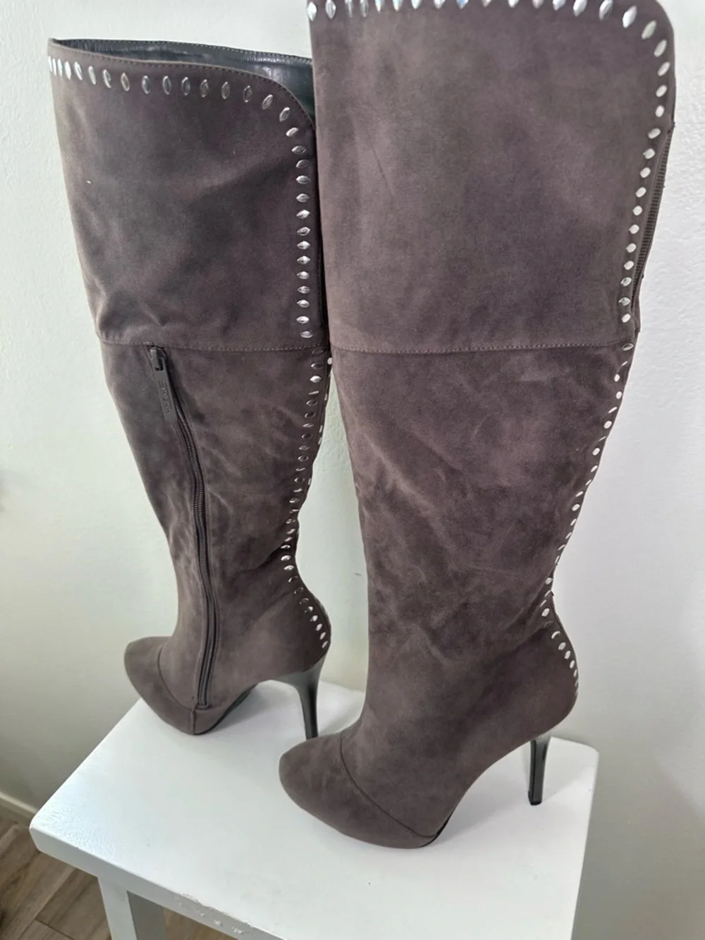 Shiekh Knee High Boots Size 10 Brown Faux Suede Studded Stiletto Heel Zip
